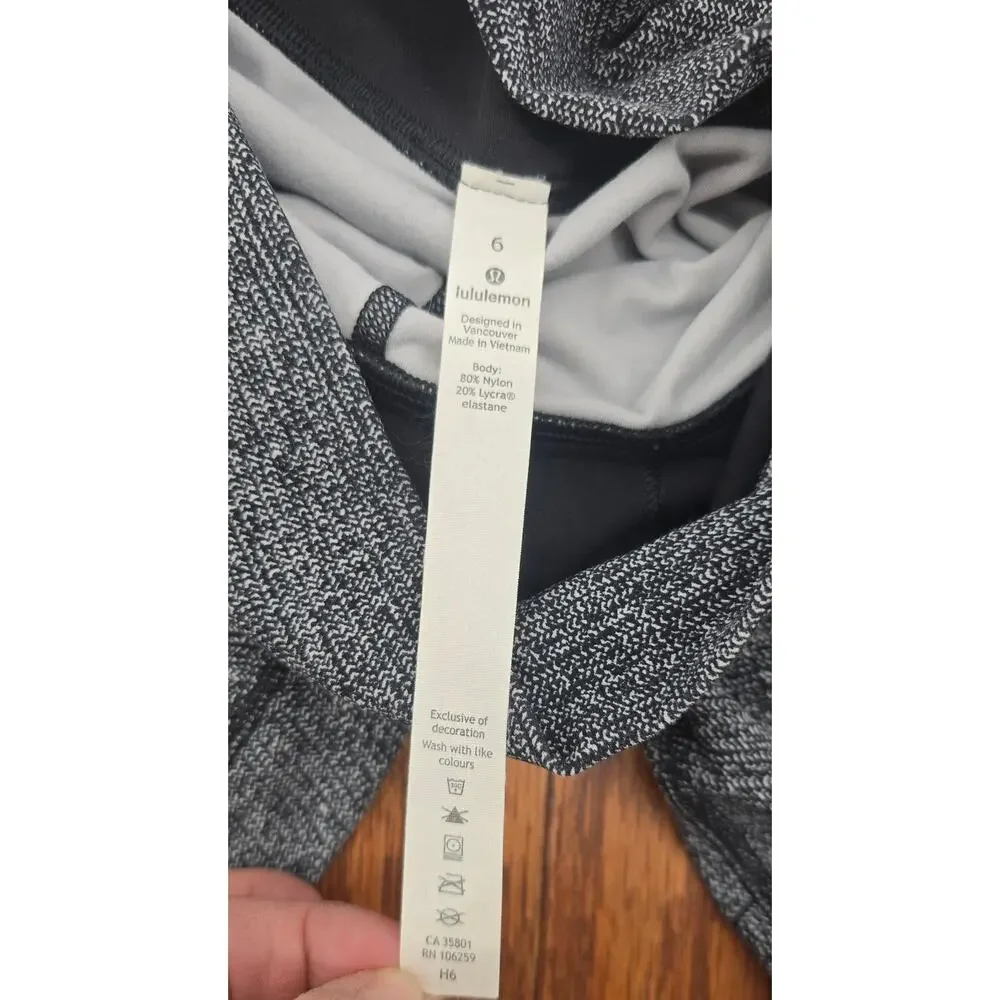 Lululemon Still Mind Tight 28